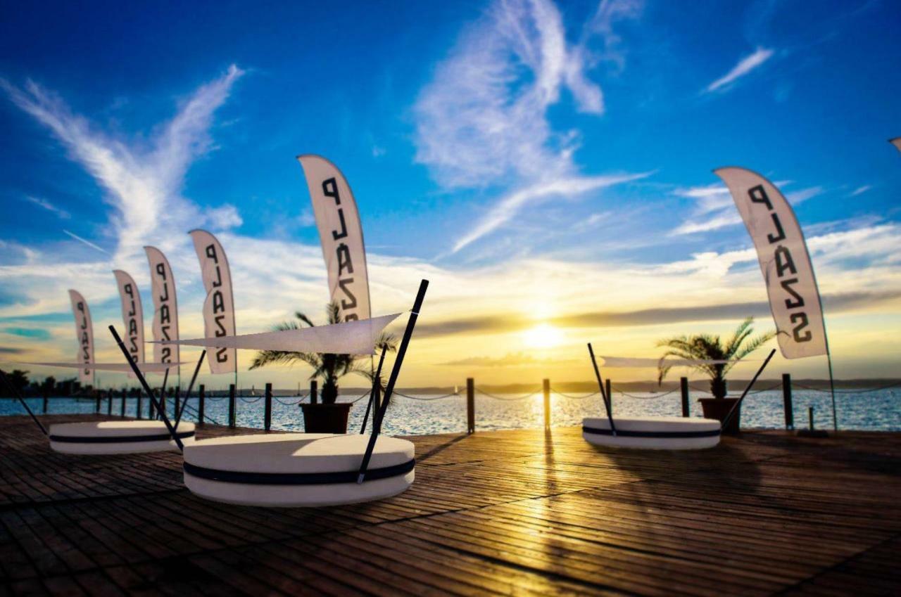 Riviera Wellness Apartman Siófok Zewnętrze zdjęcie