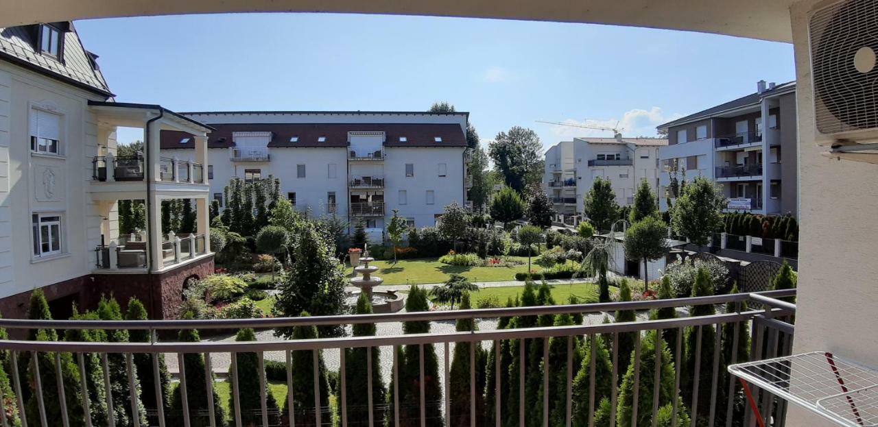 Riviera Wellness Apartman Siófok Zewnętrze zdjęcie