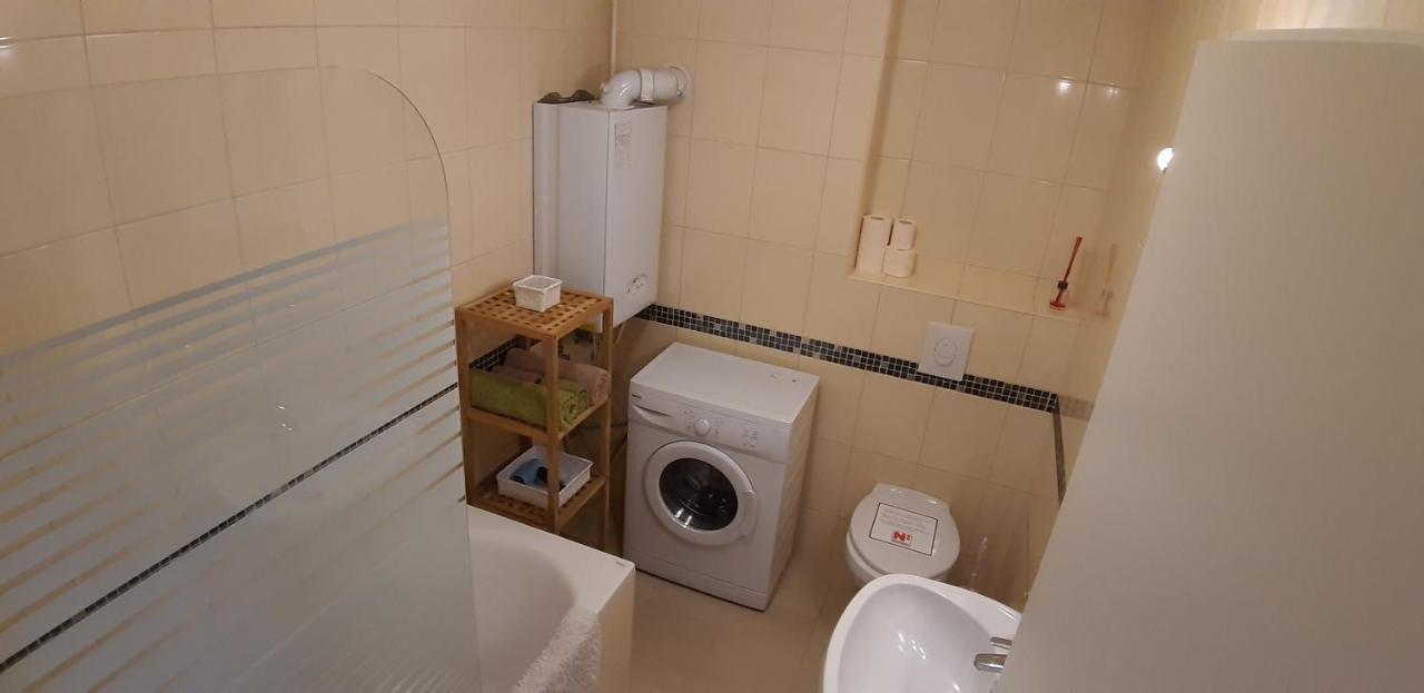 Riviera Wellness Apartman Siófok Zewnętrze zdjęcie